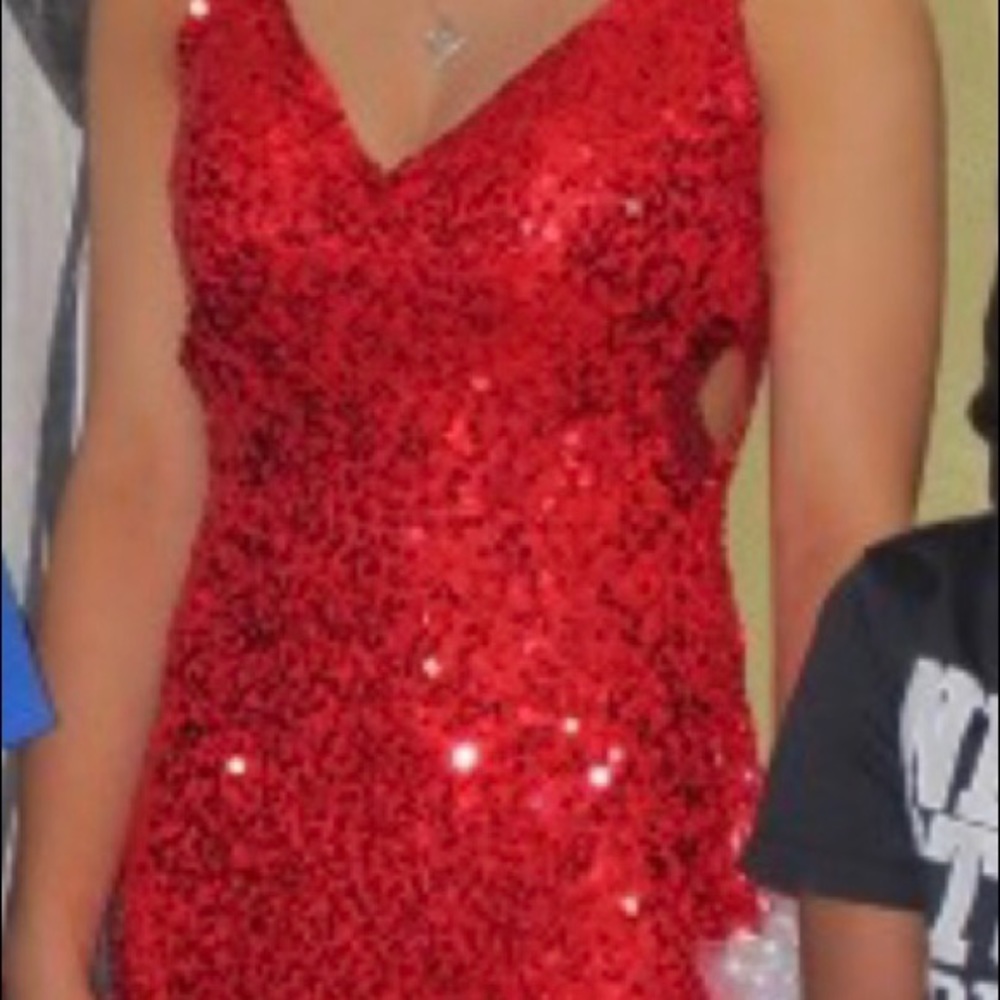 Prom dress - Picture 3 of 4